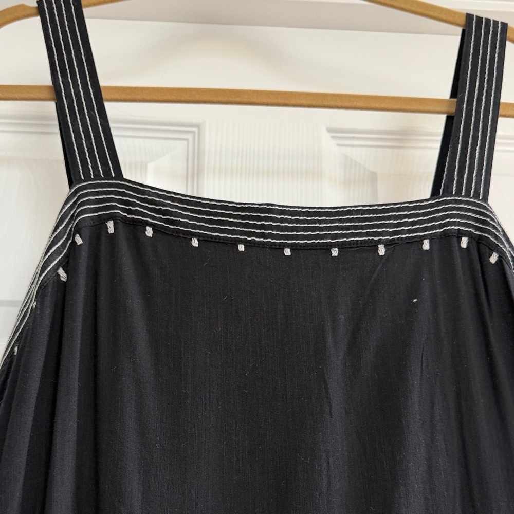 Old Navy Black with white details midi dress large - Picture 3 of 4